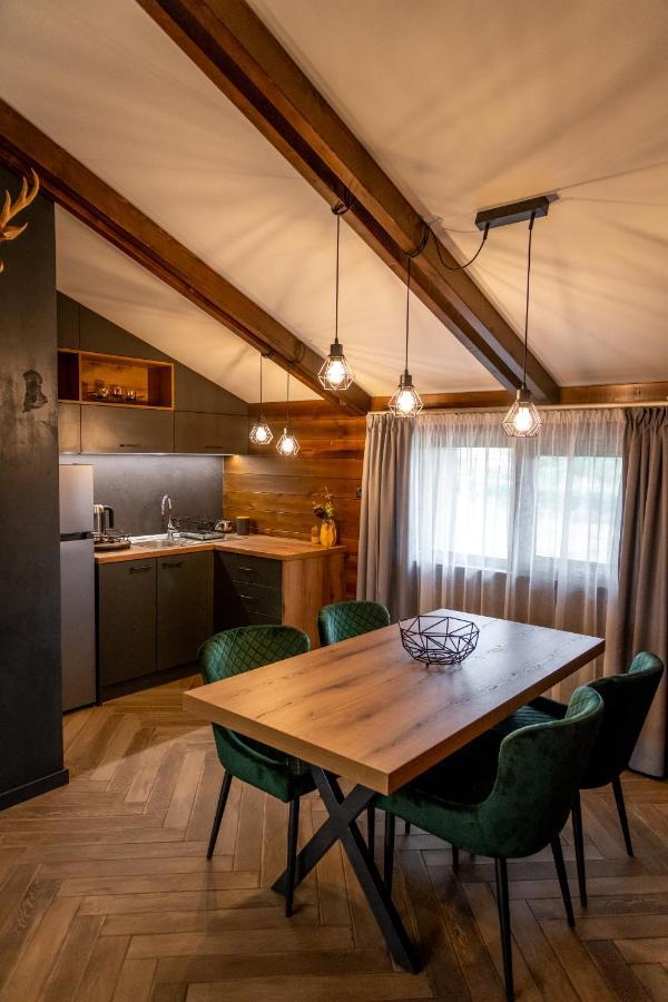 Hotel Hunters House Ezerets Zewnętrze zdjęcie