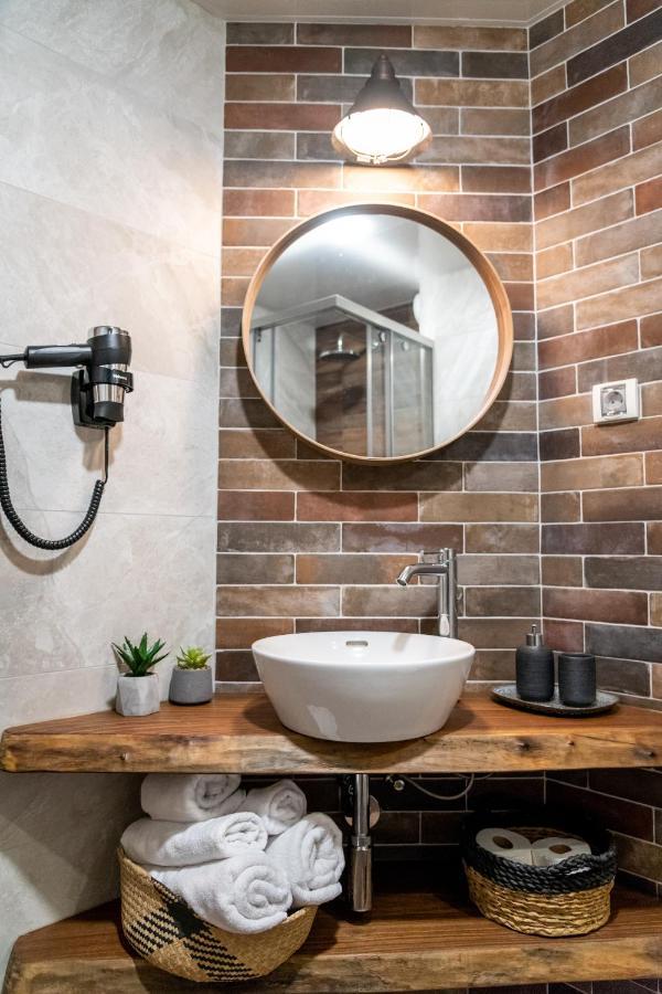 Hotel Hunters House Ezerets Zewnętrze zdjęcie